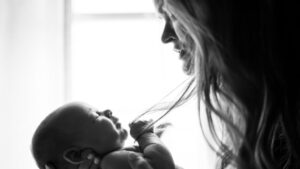 愛着障害　早産　低出生体重児